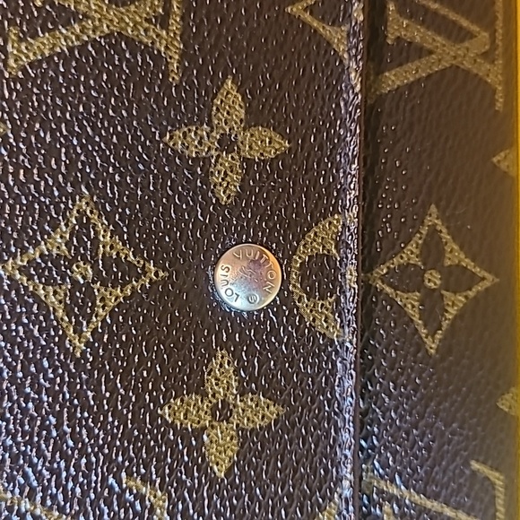 LOUIS VUITTON VINTGE 1990 MONOGRAM PORTEFEUILLE SARAH LONG WALLET STYLE M61734 - Picture 9 of 17